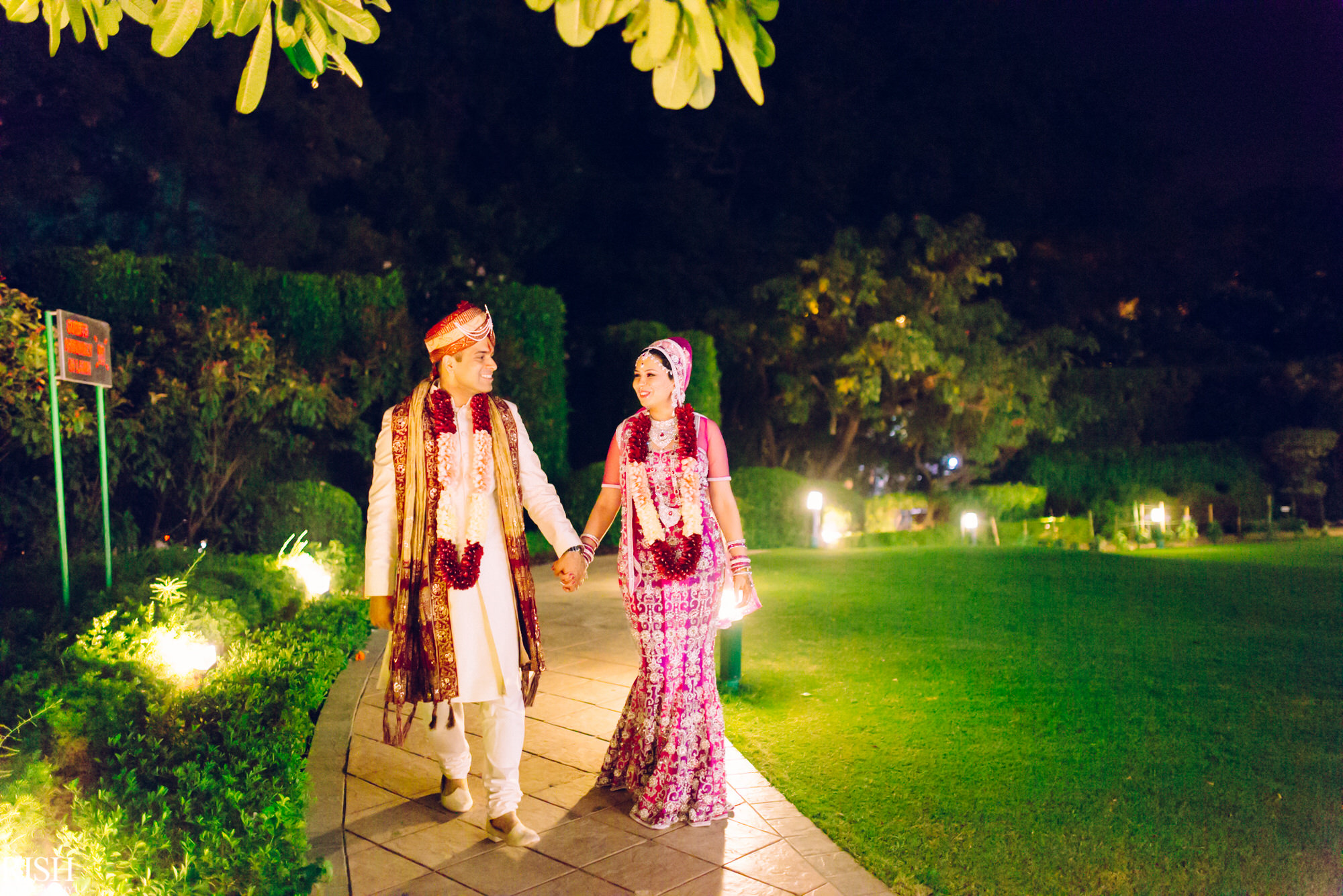 Grand Delhi Westin Wedding by Best Candid Photographer in Delhi India